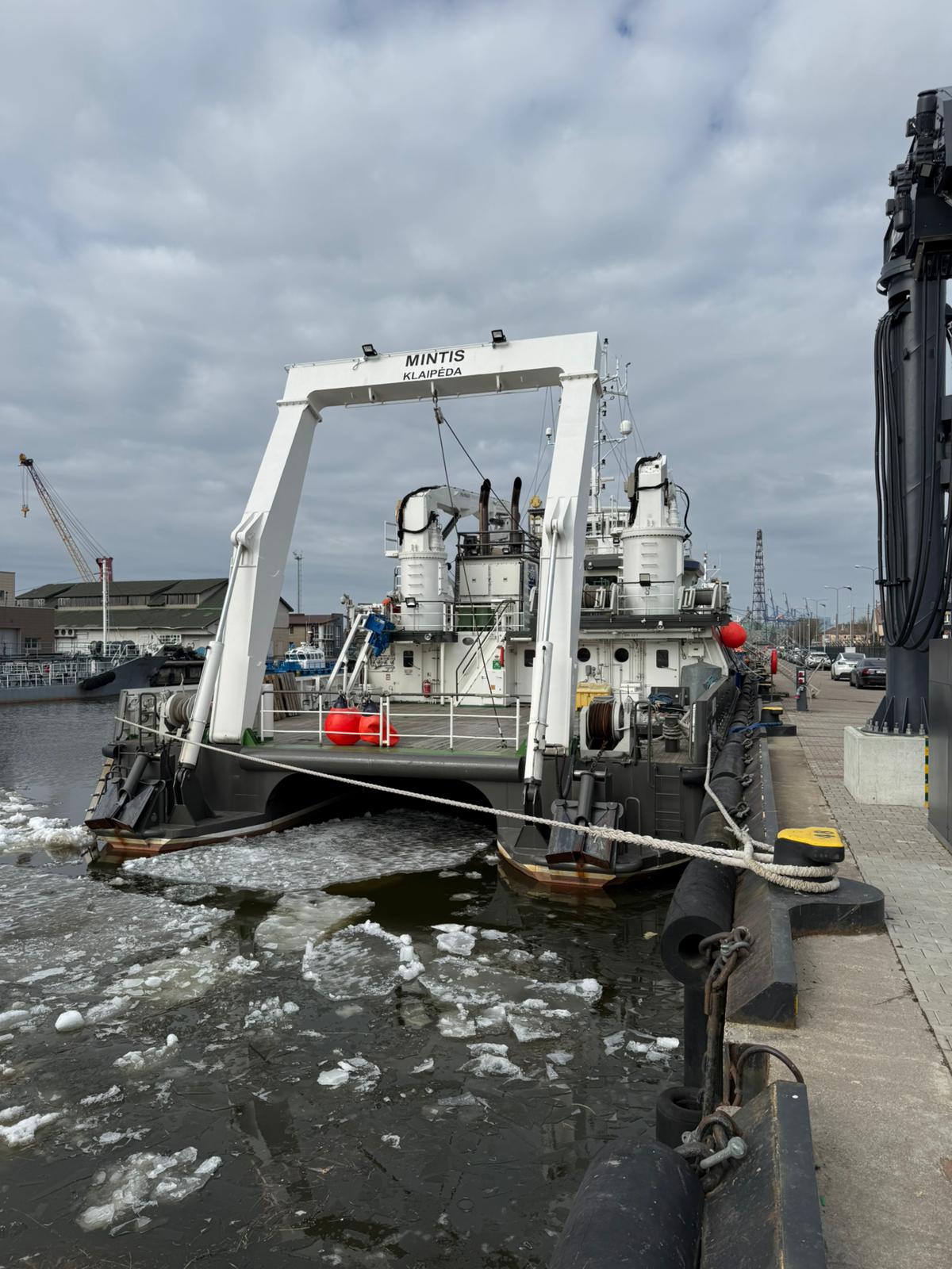 Research Vessel Mintis (SSV) - Mark Offshore (2)