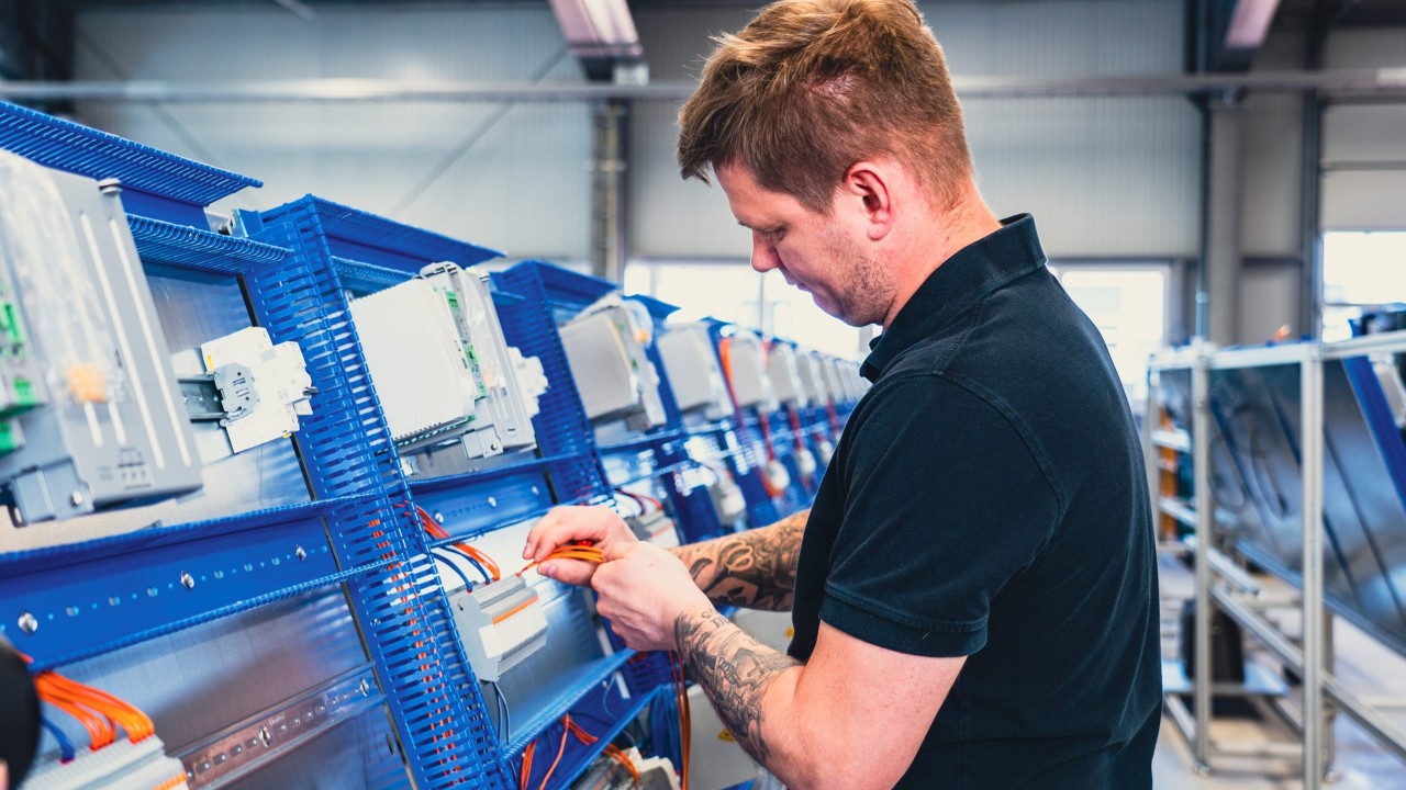 Enabling efficient management for Angolan solar initiative image