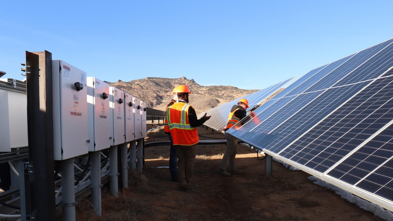 Driving efficiency: how customer partnerships accelerate innovation in solar farm implementation image