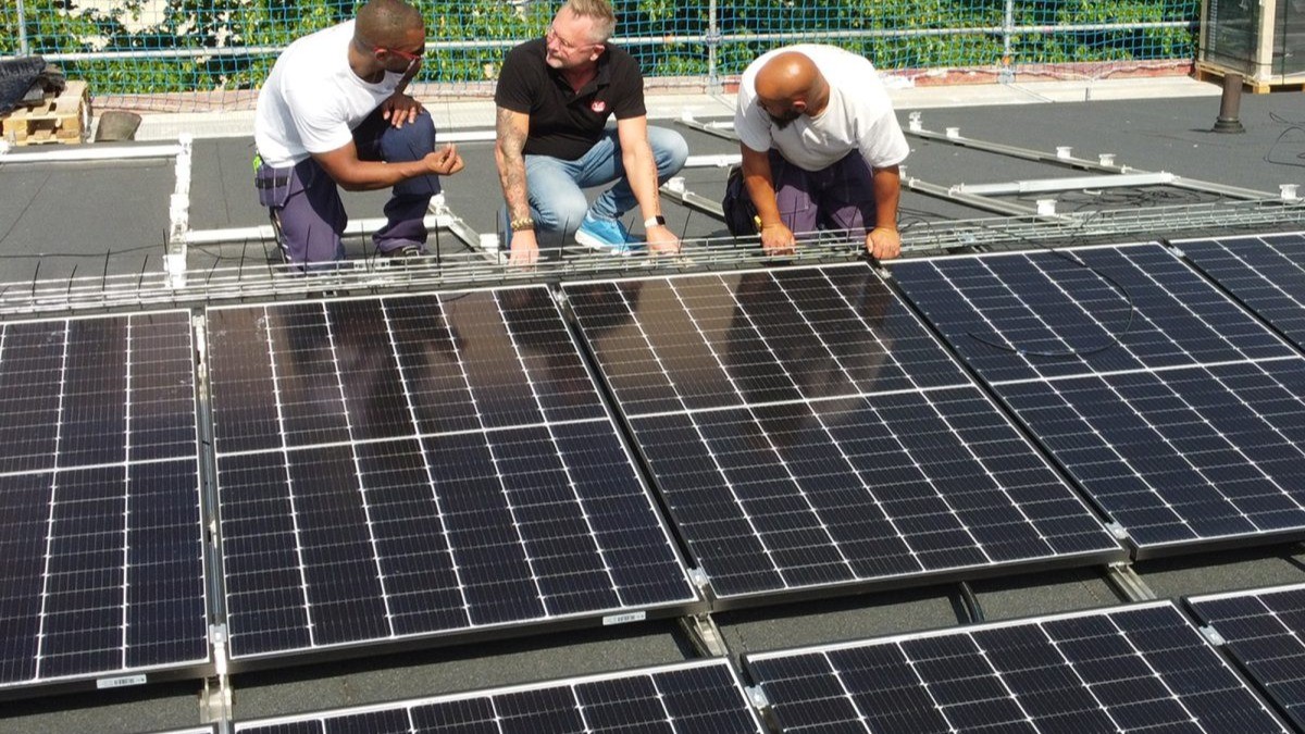 Reducing costs and protecting the environment image