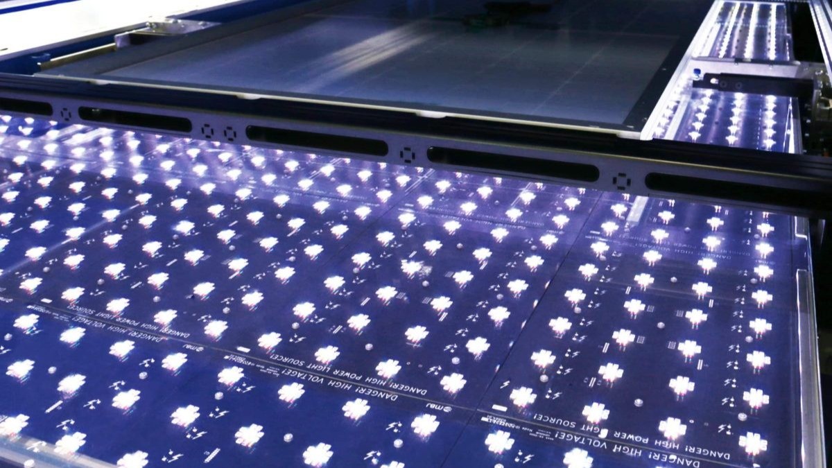 Sun simulator for tandem technology image