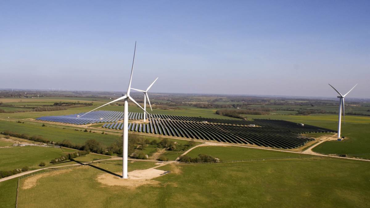 Recom Technologies' Lion Series: Advancing Solar Efficiency with HJT Innovation image