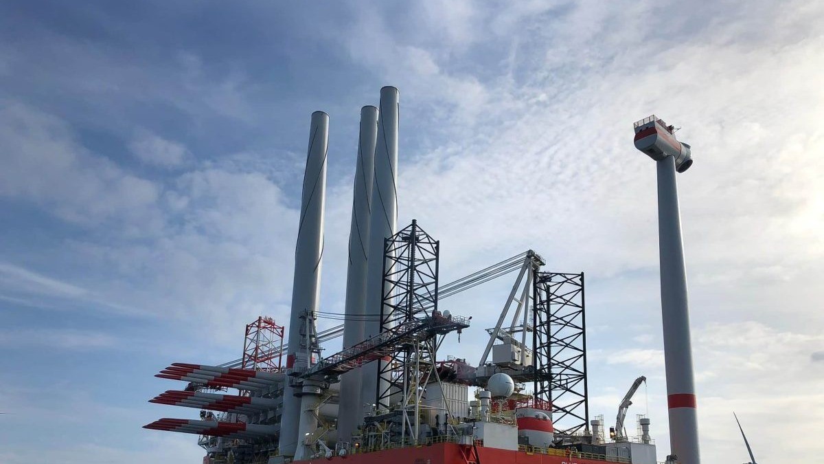 Streamlining Offshore Wind: The Power of Integrated Port Logistics and Fuel Strategy image