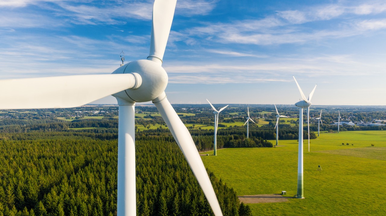 Turning Wind Turbines into Second Chances: The Untapped Power of Second-Life Assets image
