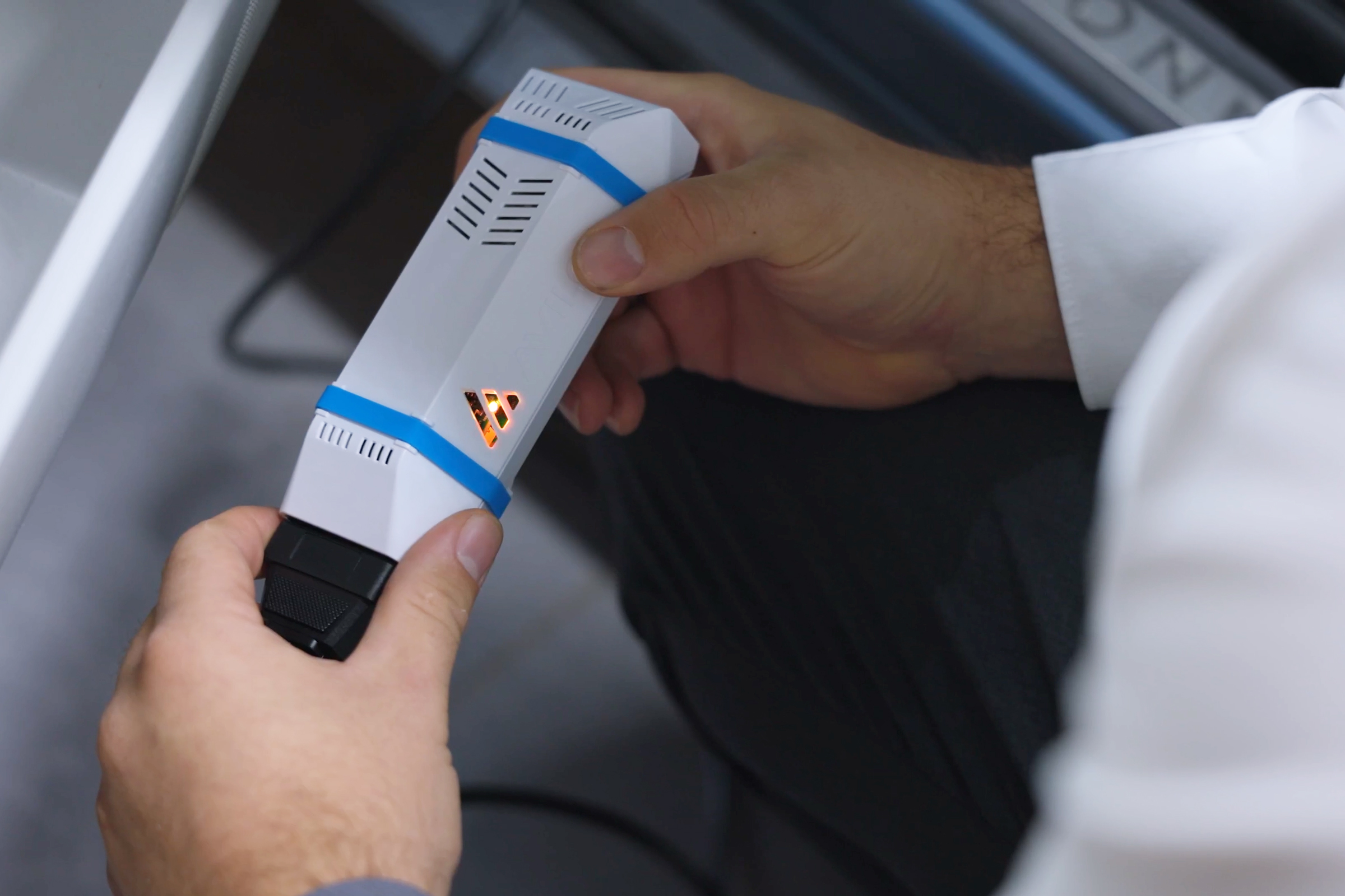 AVILOO Launches World's Largest Independent EV Battery Study image