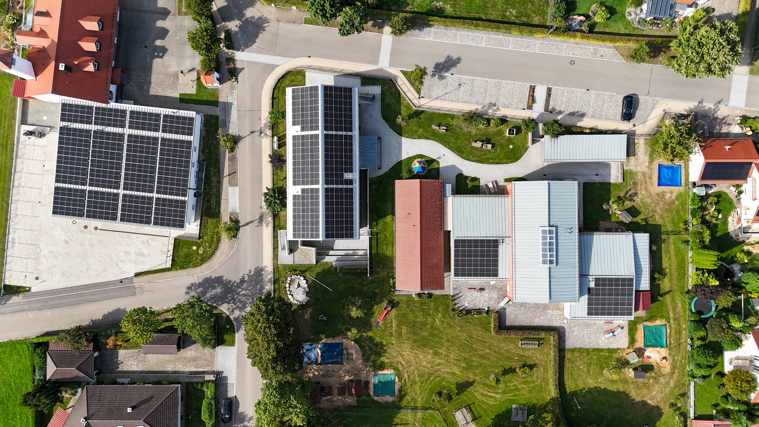 Buchdorf Municipality and its Residents Invest in Solar to Power Local Kindergarten Buildings and Fire Station, With Excess Energy to Fund Further Energy Projects image
