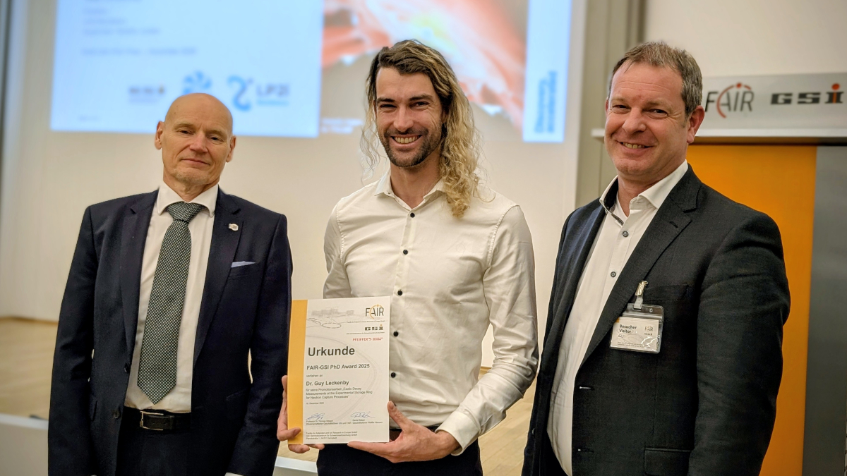 Pfeiffer Vacuum+Fab Solutions and GSI/FAIR Honor Young Researcher with FAIR-GSI PhD Award 2025 image