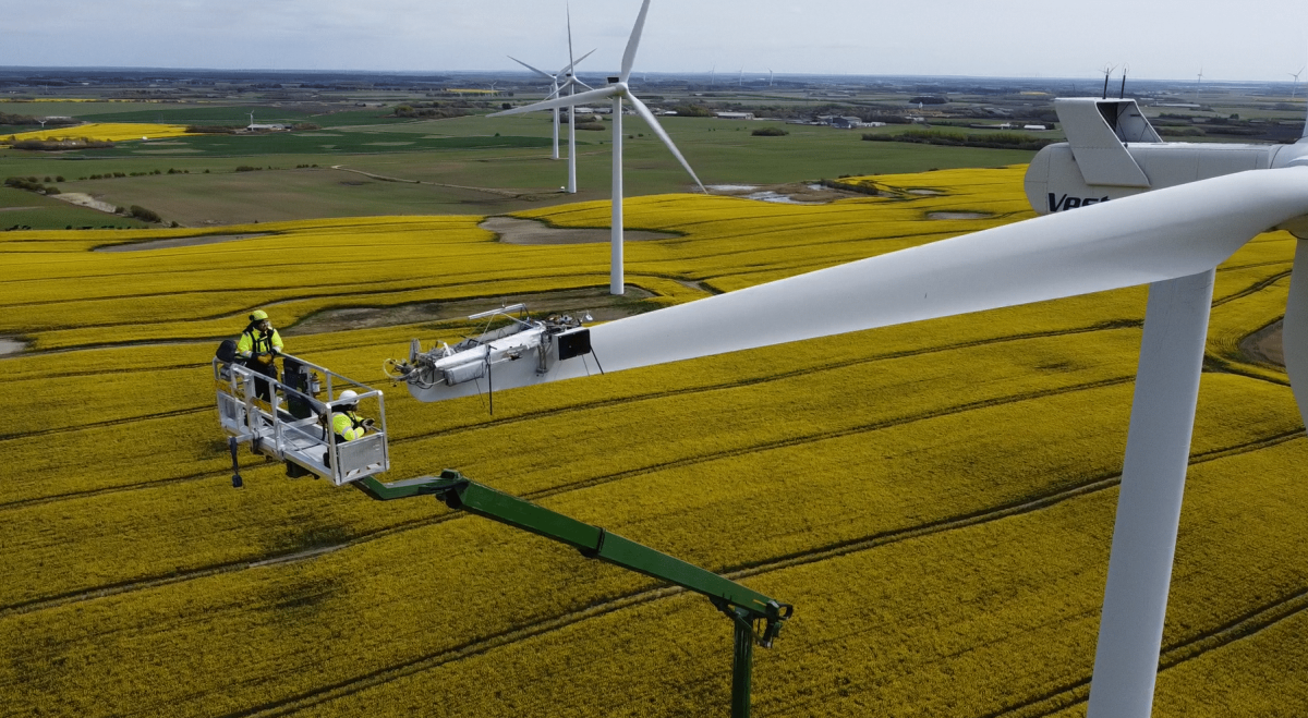 The next generation of leading edge maintenance image