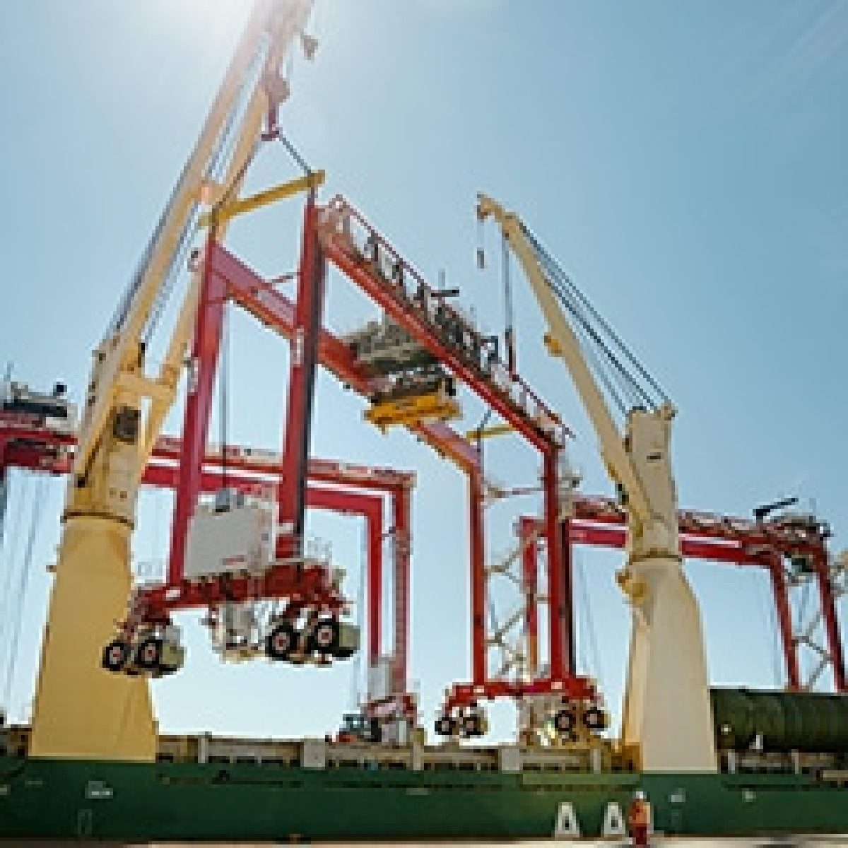 AAL DELIVERS MOBILE GANTRY CRANES TO PORT OF OSLO TO DEAL WITH GROWING CONTAINER VOLUMES FROM EUROPE AND ASIA image