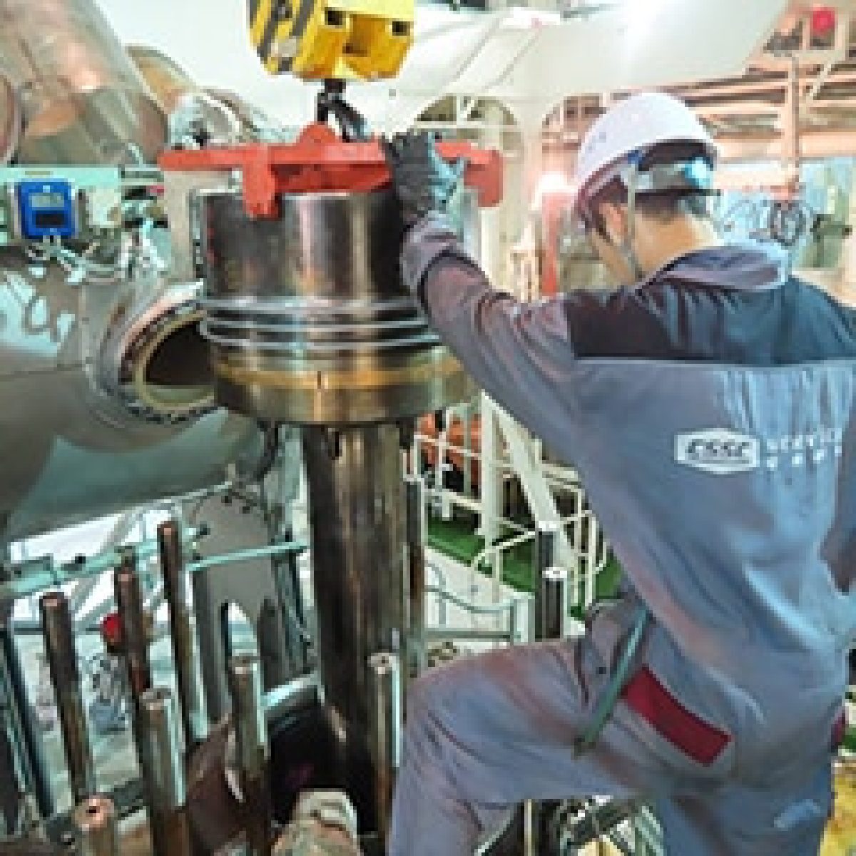 CSSC Marine Service completes first WinGD X-DF engine major overhaul in nine days image