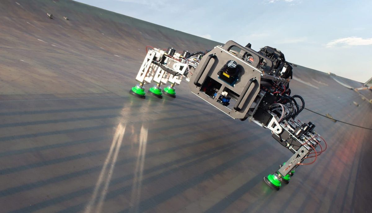 BladeBUG halves the time it takes to investigate turbine blades image