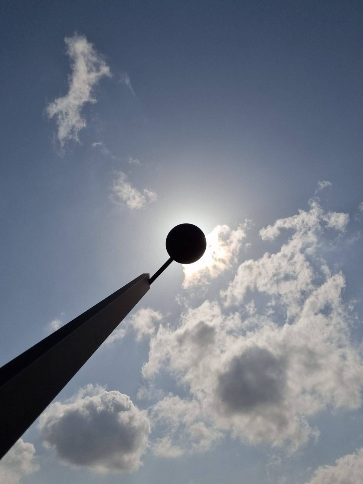 Solar irradiance beyond a shadow of a doubt image