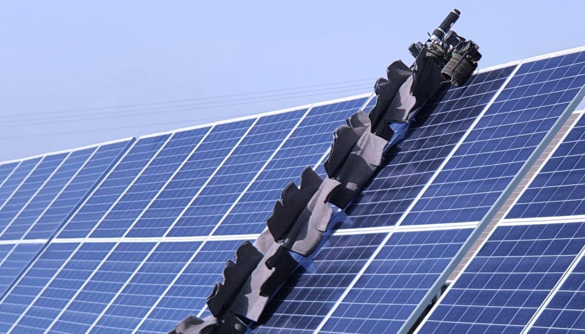 Ecoppia's H4 Robotic Solar PV Cleaner Awarded Top Product of the Year by Environment + Energy Leader Awards image