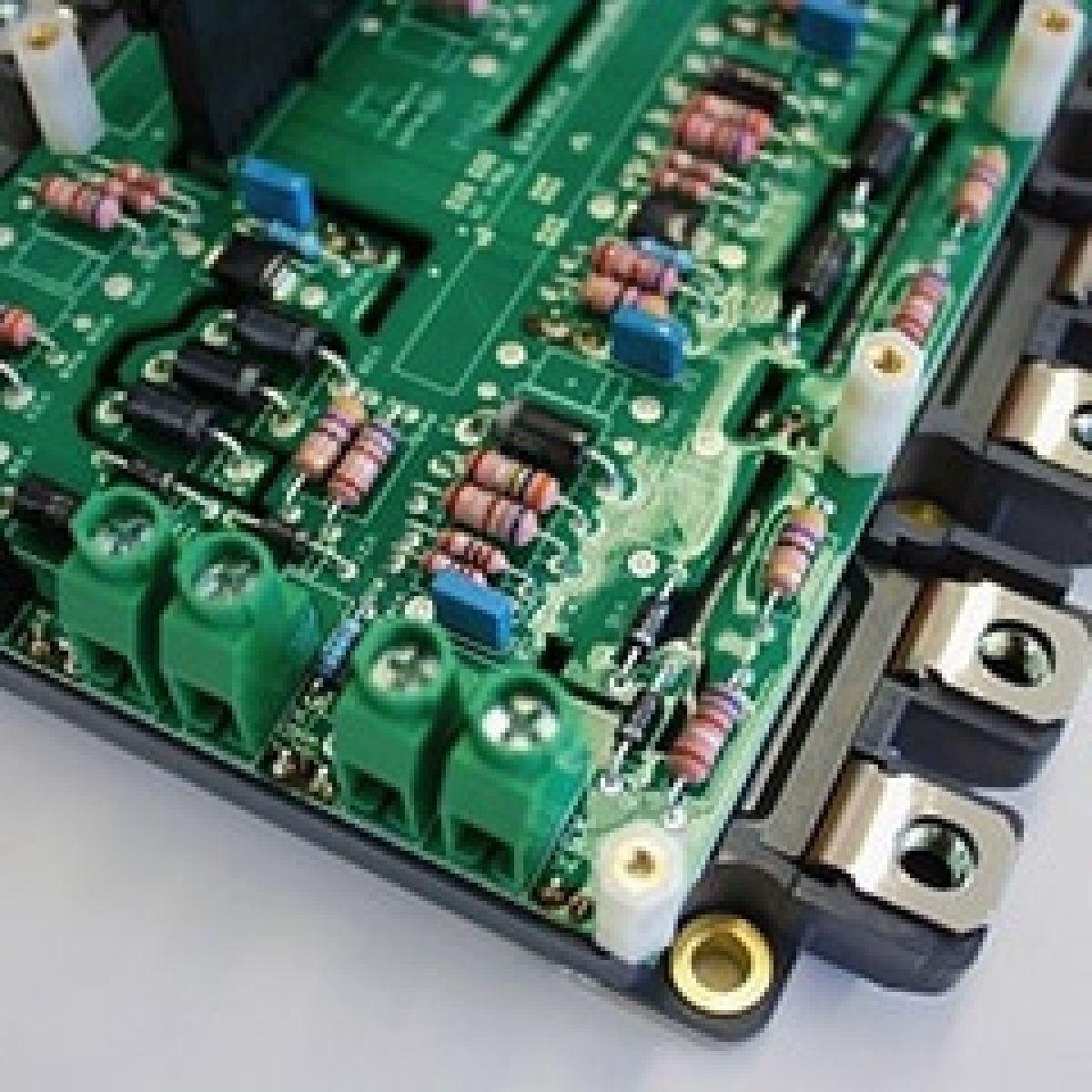 Research Project to Increase Converter Reliability Launched image