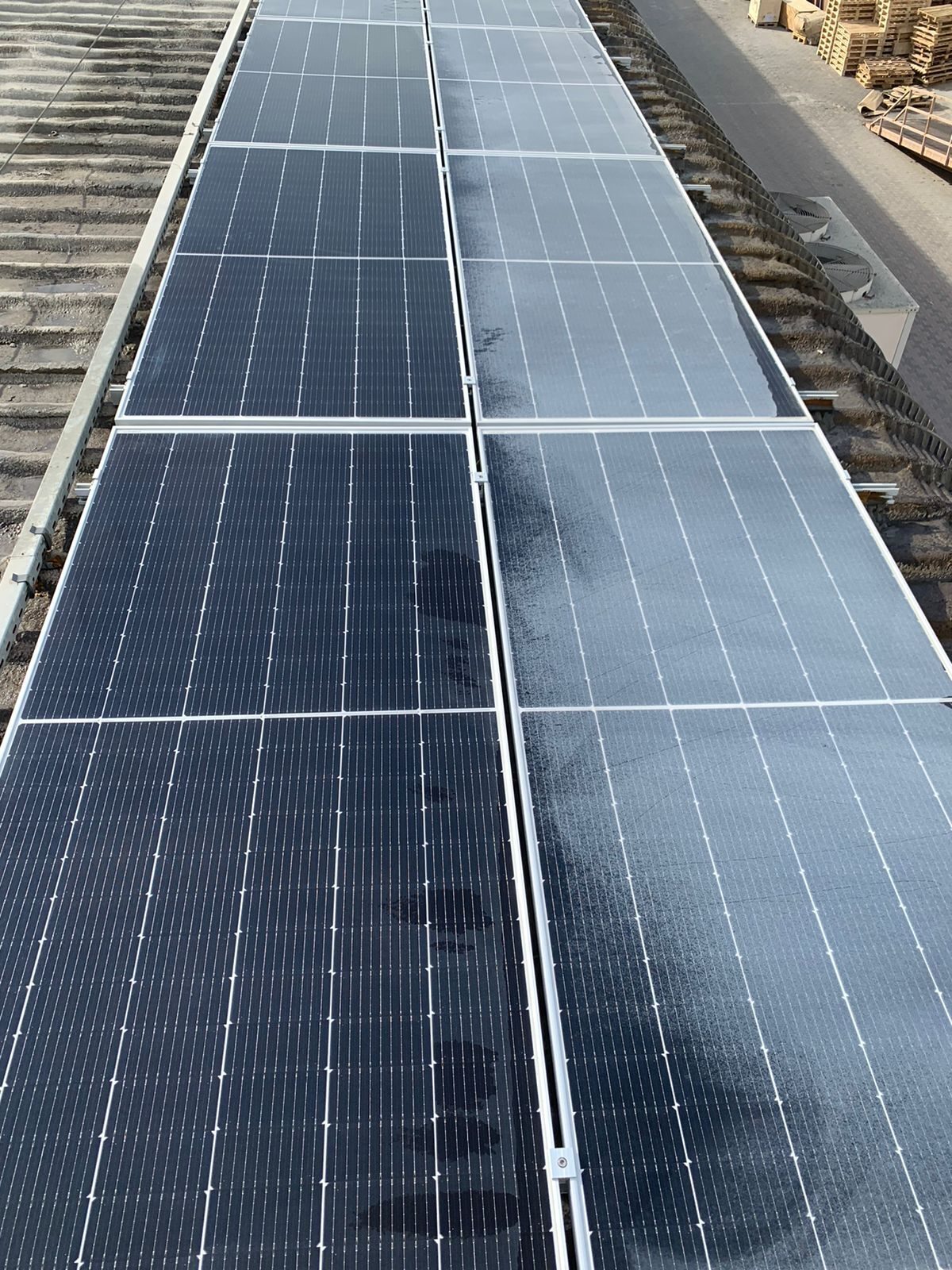 Breaking the bond between cement and solar glass image