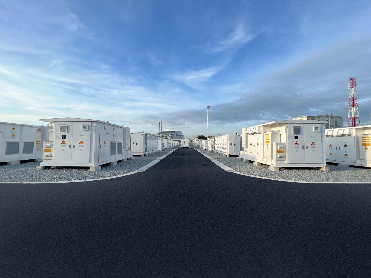 Advancing energy storage with renewable integration image