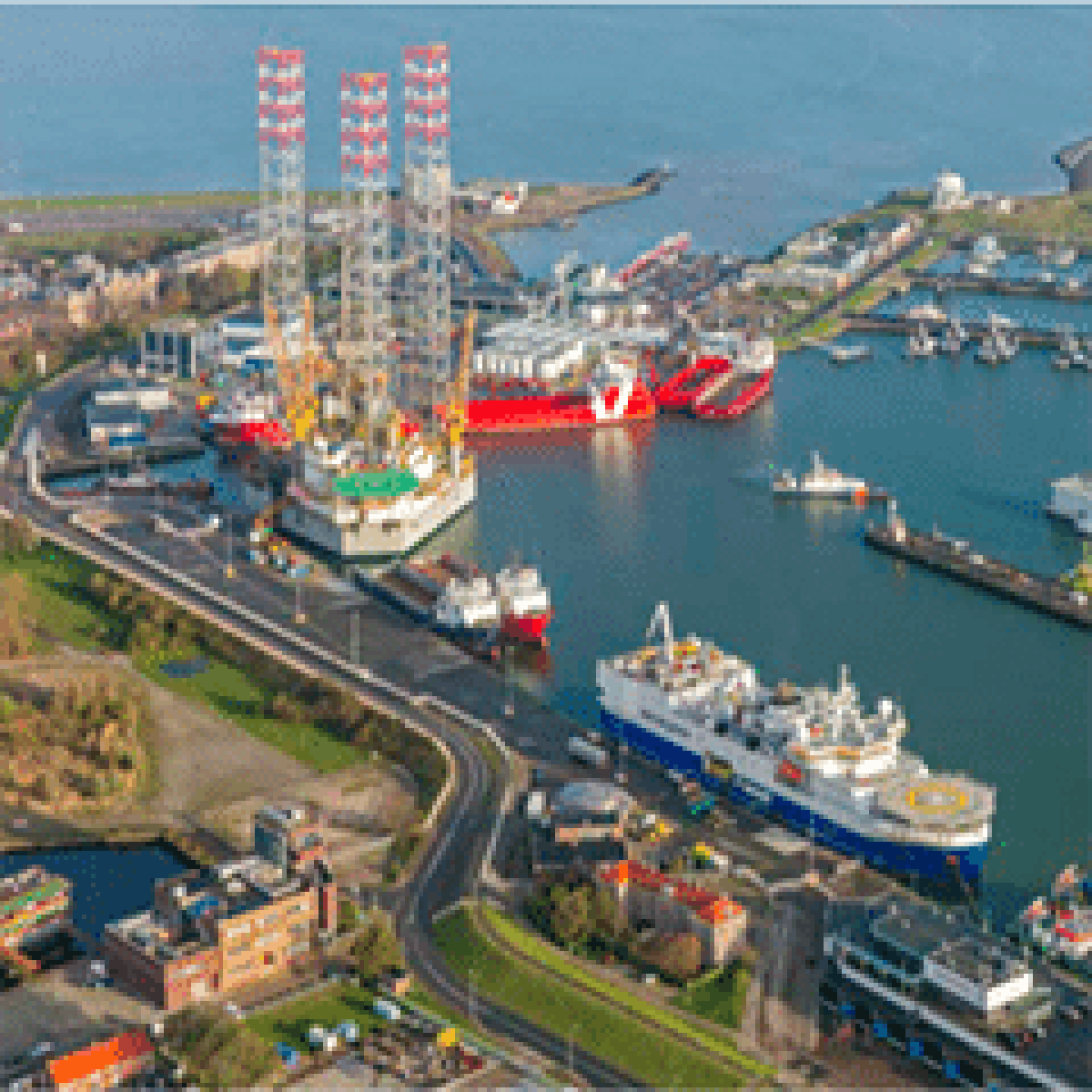 Setting the standard in vessel and helicopter logistics for the offshore wind industry image
