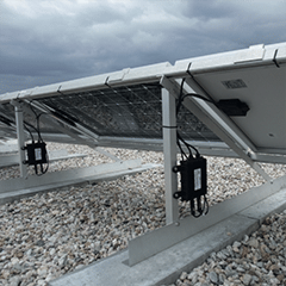 New solar cell technology bridges the gap between cost and climate change goals image