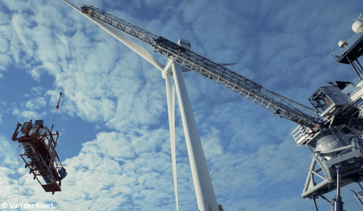 Motion compensation solutions enable floating blade maintenance and repair image