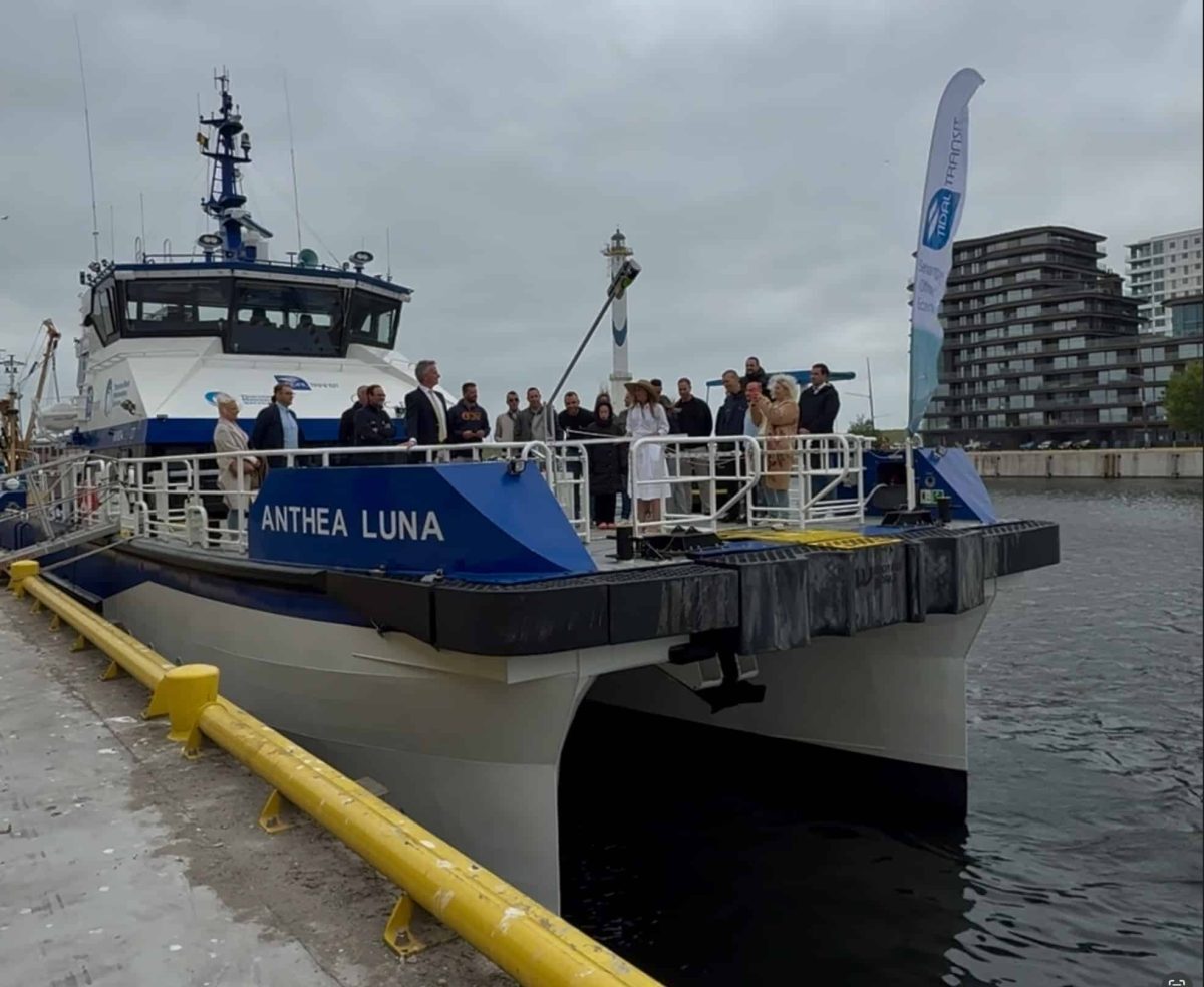Tidal Transit's newest CTV christened ahead of maiden charter image