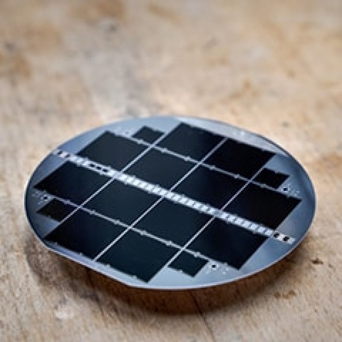 New Record Efficiency for Tandem Solar Cell Technology image