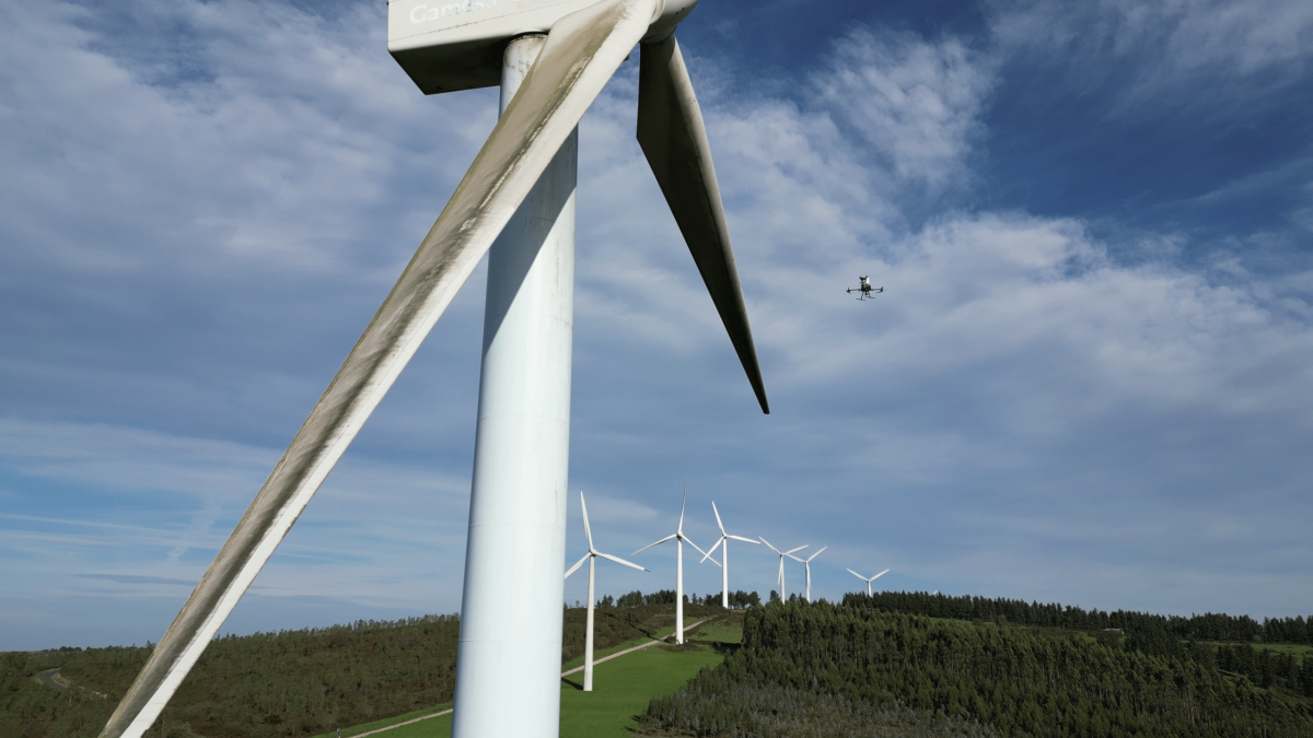 Self-service autonomous drones as the next step in blade inspections image