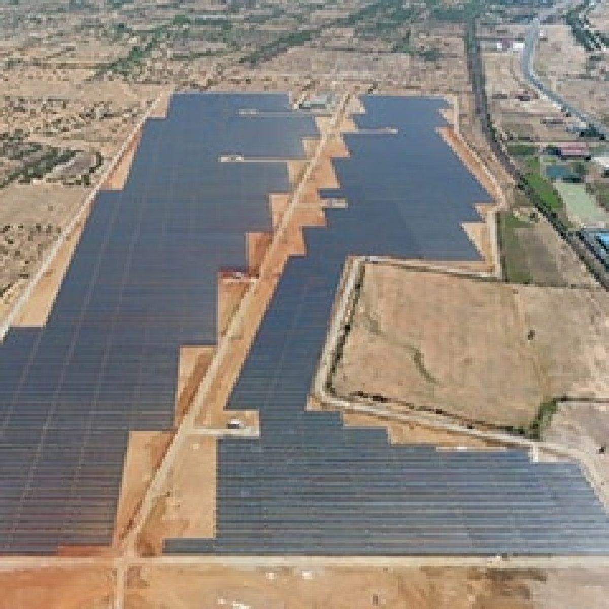 Sharp Builds Mega Solar Power Plant in Ninh Thuan Province, Vietnam image
