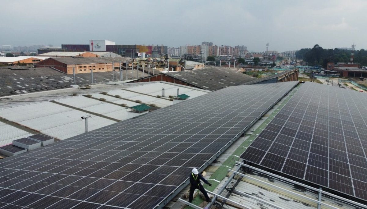 FIMER SUPPLIES ITS PVS-100/120-TL TO THE ICONIC LAFAYETTE COMPANY FOR ONE OF THE LARGEST SOLAR ROOFS IN COLOMBIA image