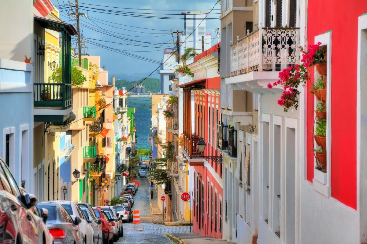 Shining light on Puerto Rican solar policy image