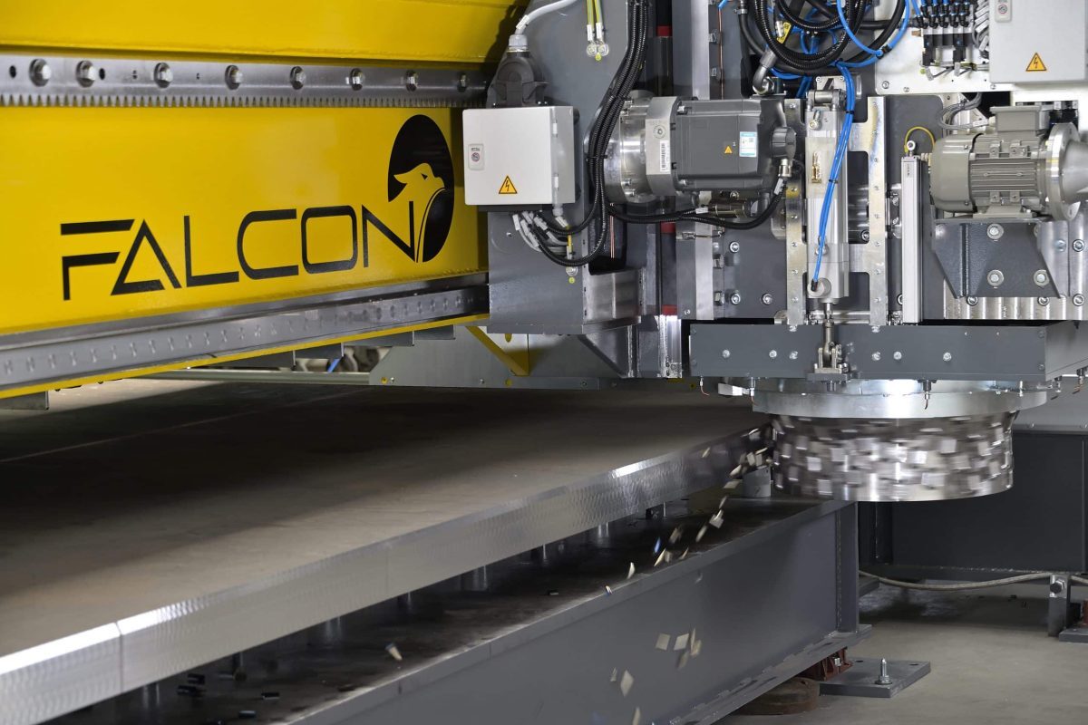 Making the grade with edge milling image
