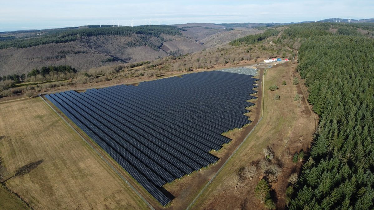 La Gineste solar farm inaugurated in France by Q ENERGY & Velto Renewables image