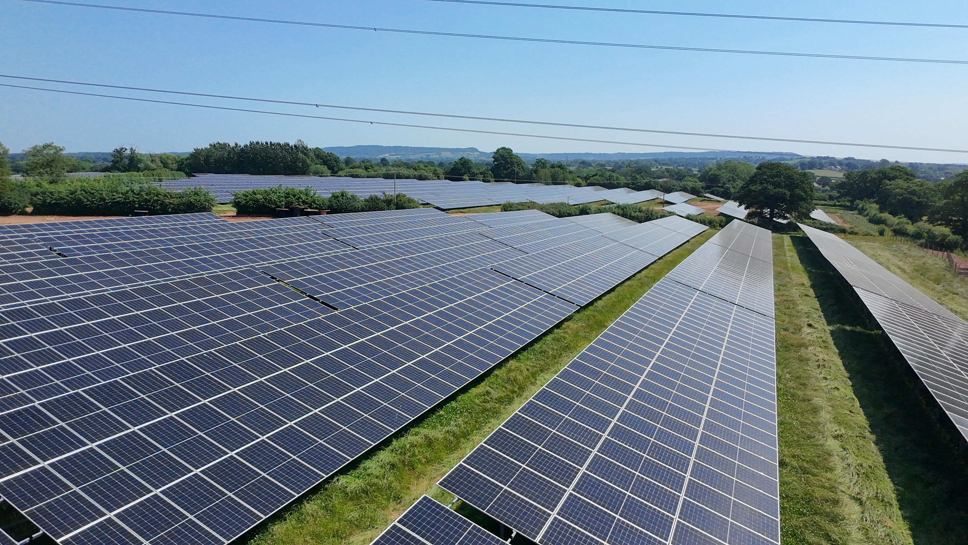 RWE celebrates year-end 2025 with four solar farms in operation in the UK image