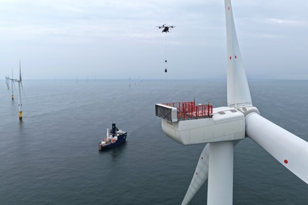 Ampelmann's drone services complete campaign with RWE image