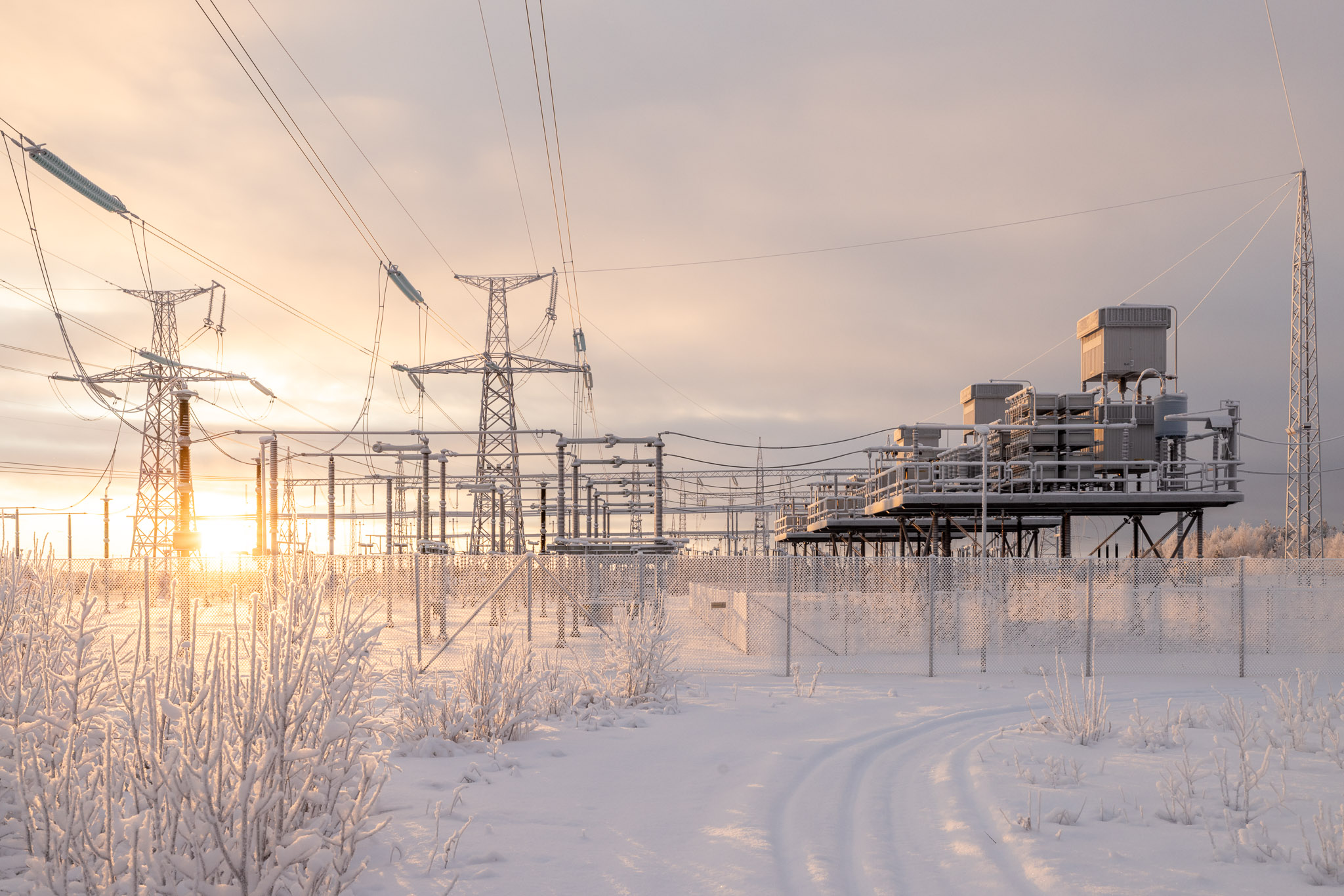 Luxcara acquires construction-ready battery storage project in Finland image