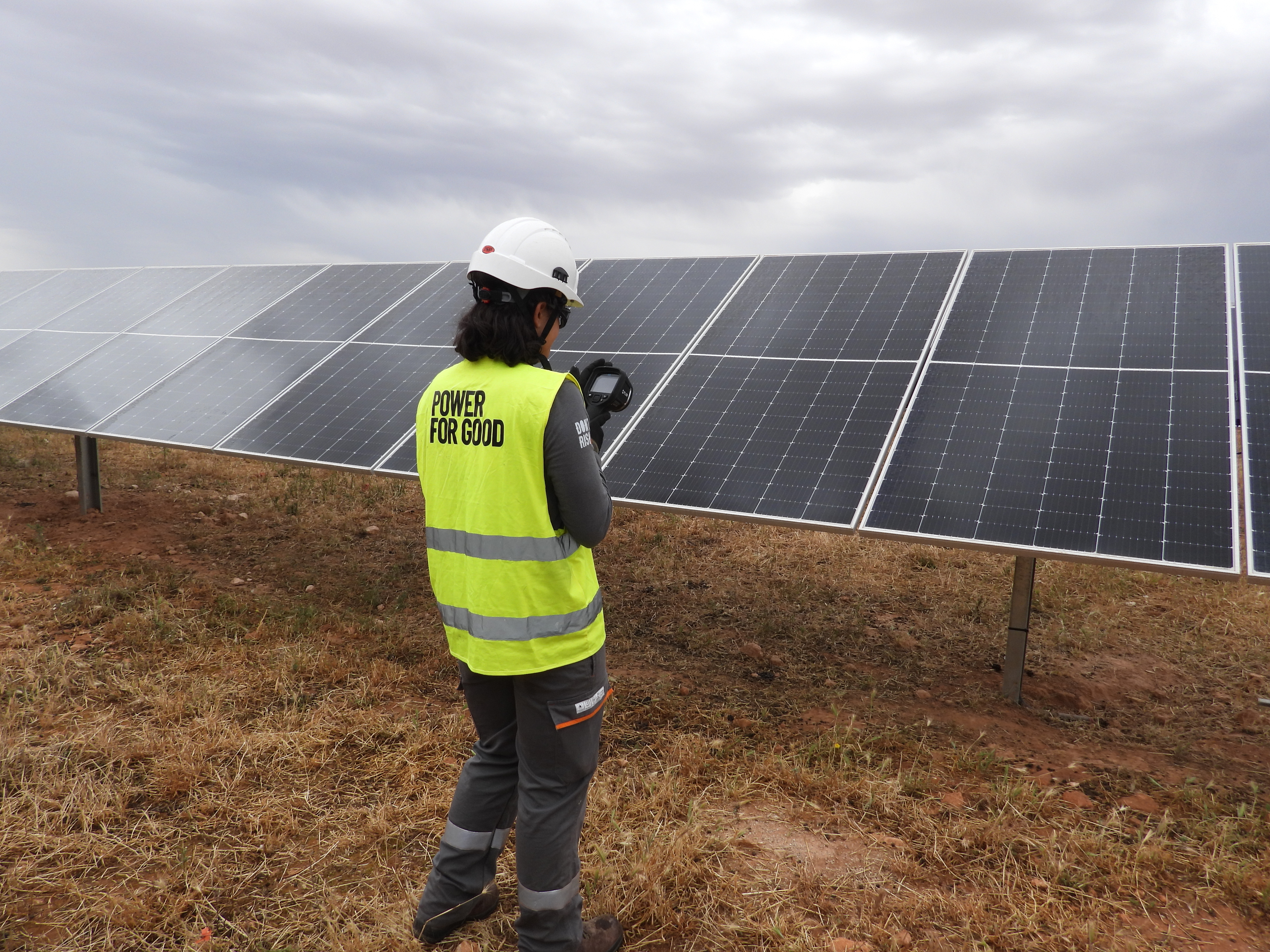 RES maintains second place in Wood Mackenzie's global solar O&M ranking and consolidates its position as the ISP with the widest geographical reach in the sector image