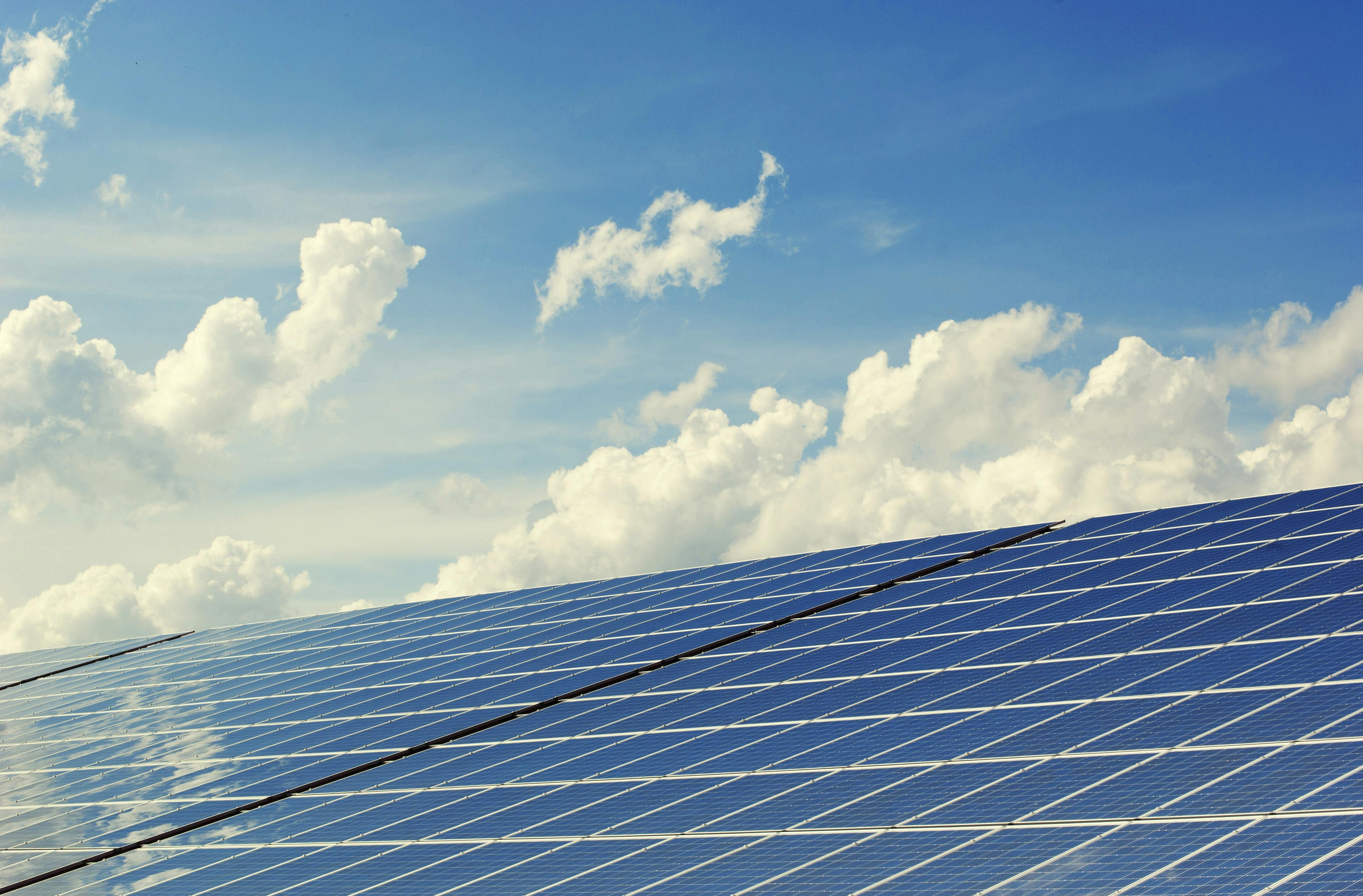 A lasting fix for industrial energy: why solar and storage must replace gas image