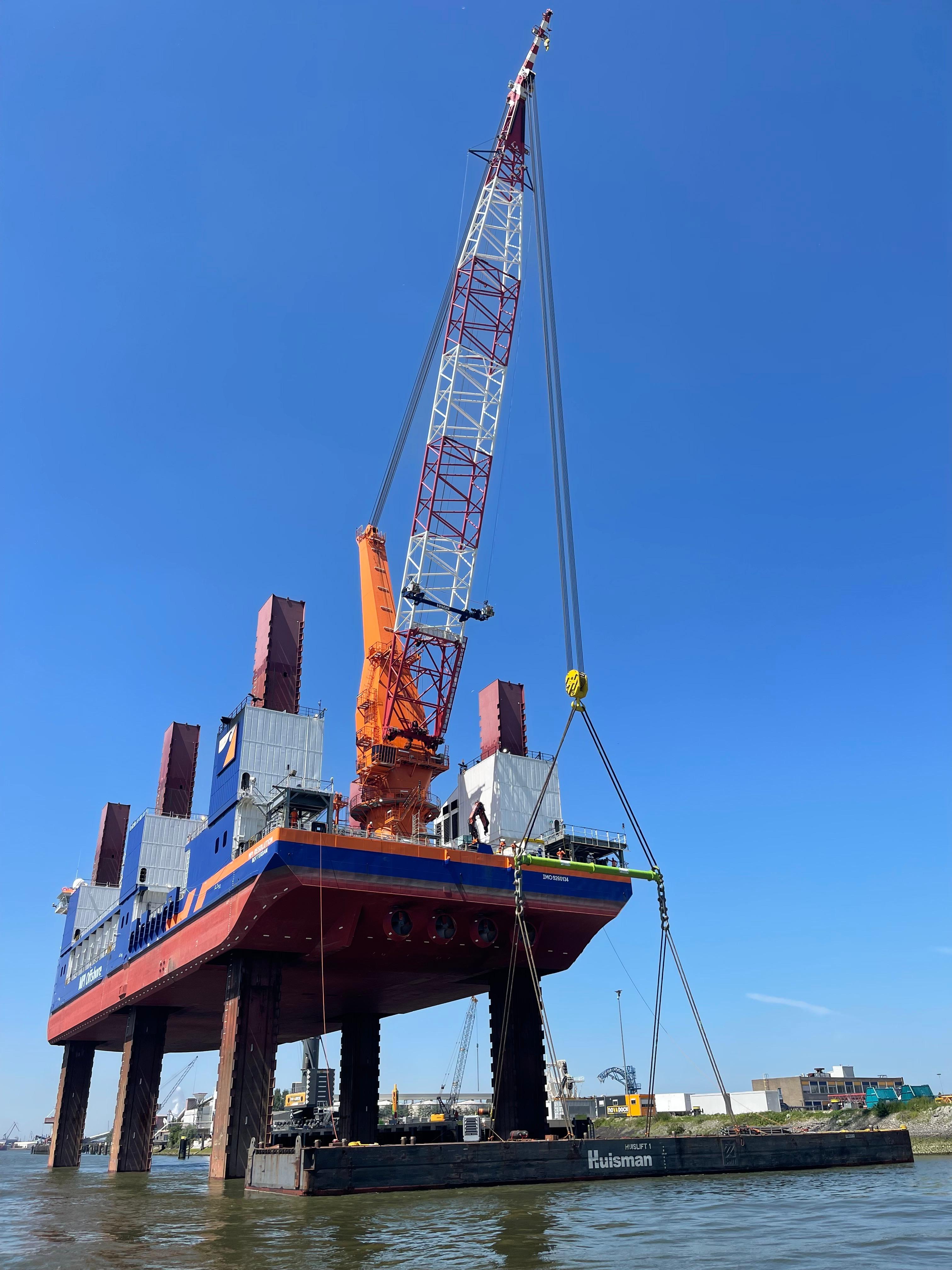 Modulift and LMS Support Offshore Wind Industry With 660t Load Test image