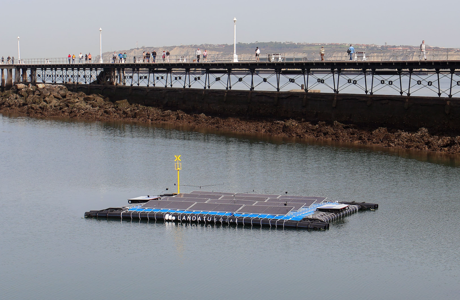 The Port of Bilbao hosts the pilot of an innovative floating solar solution image