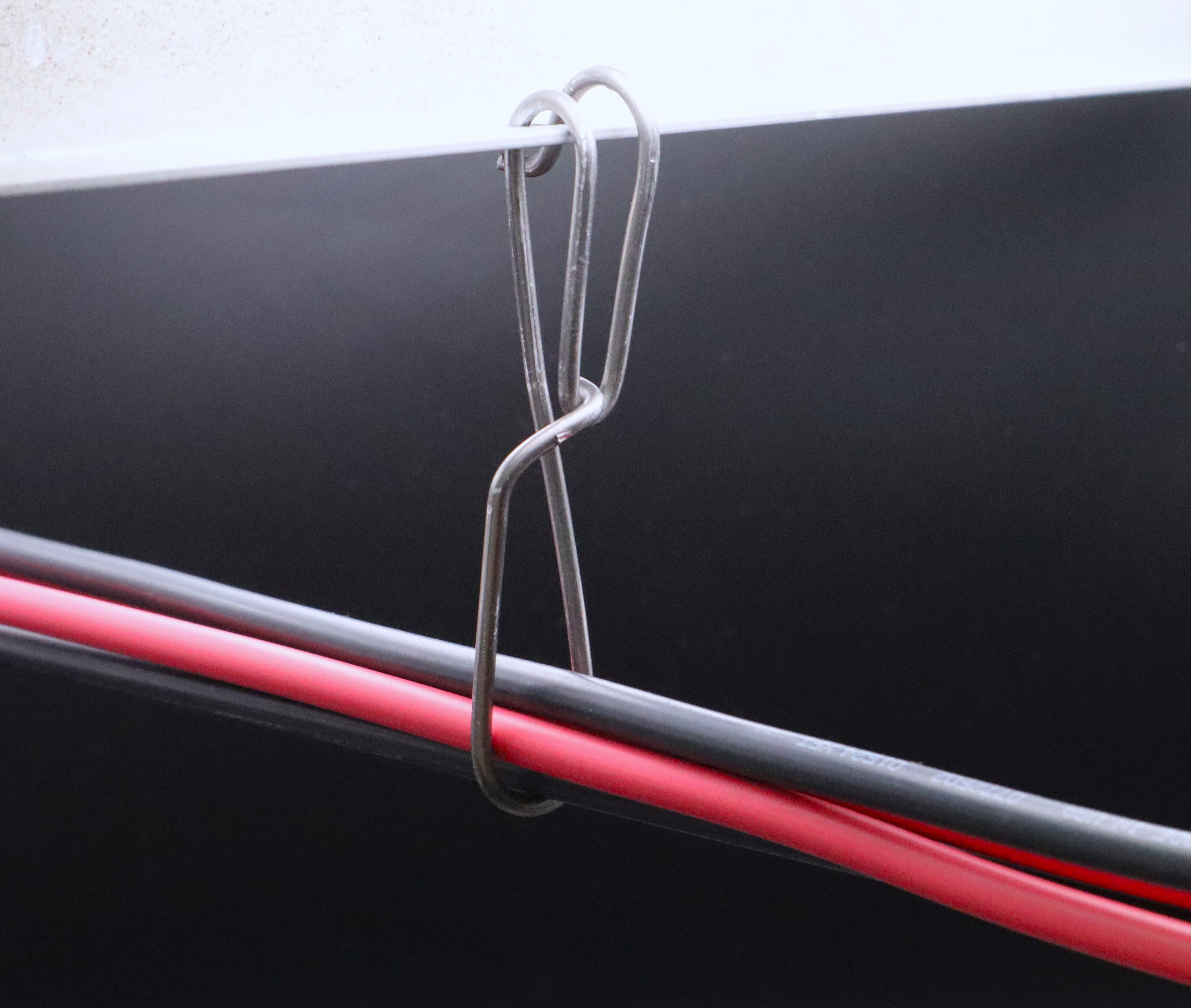 Affordable Wire Management Introduces Industry-First Bonded Bonsai Module Cable Hanger at RE+ 2025 image