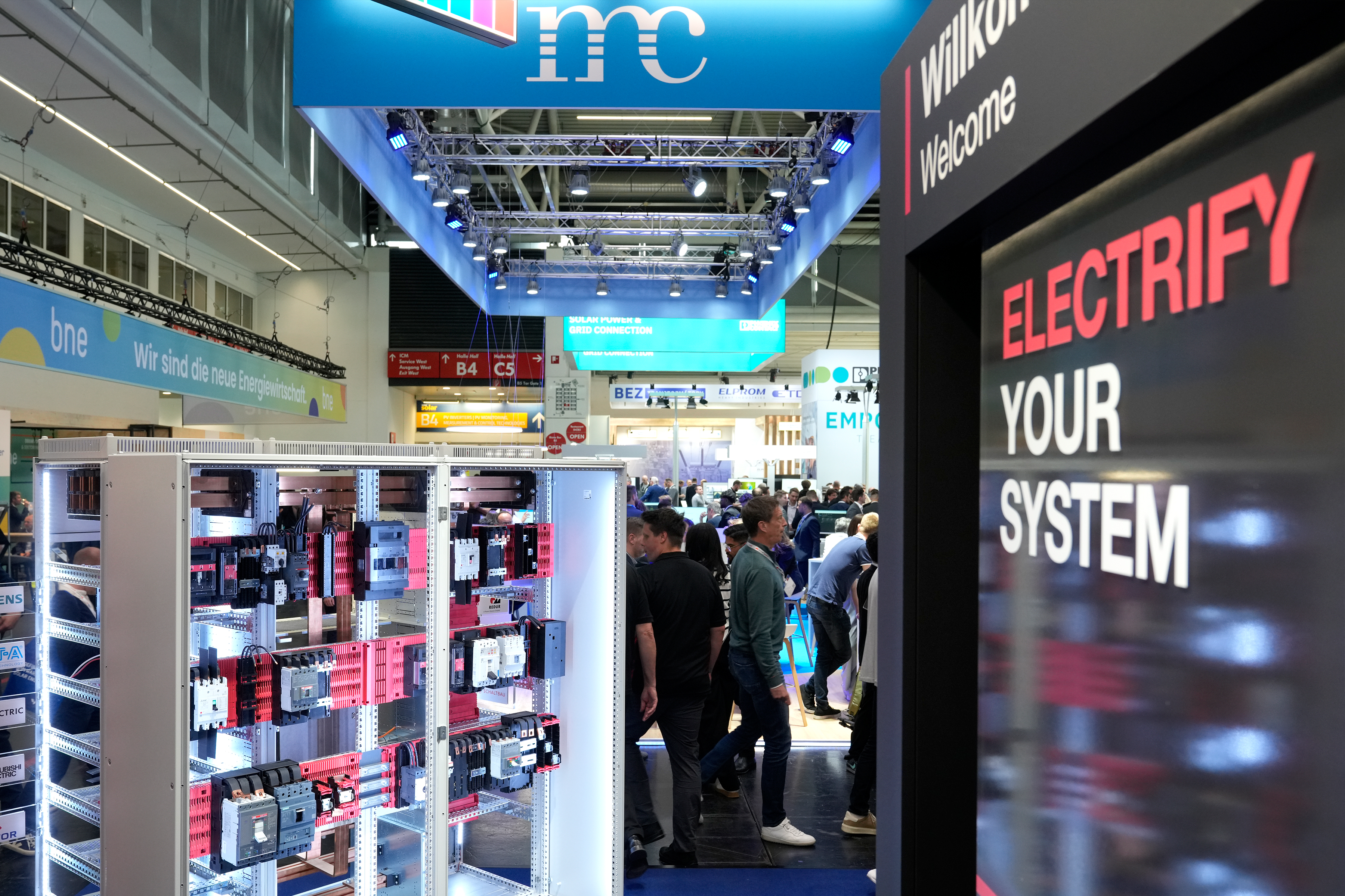 Hybrid power plants may soon be the industry standard image