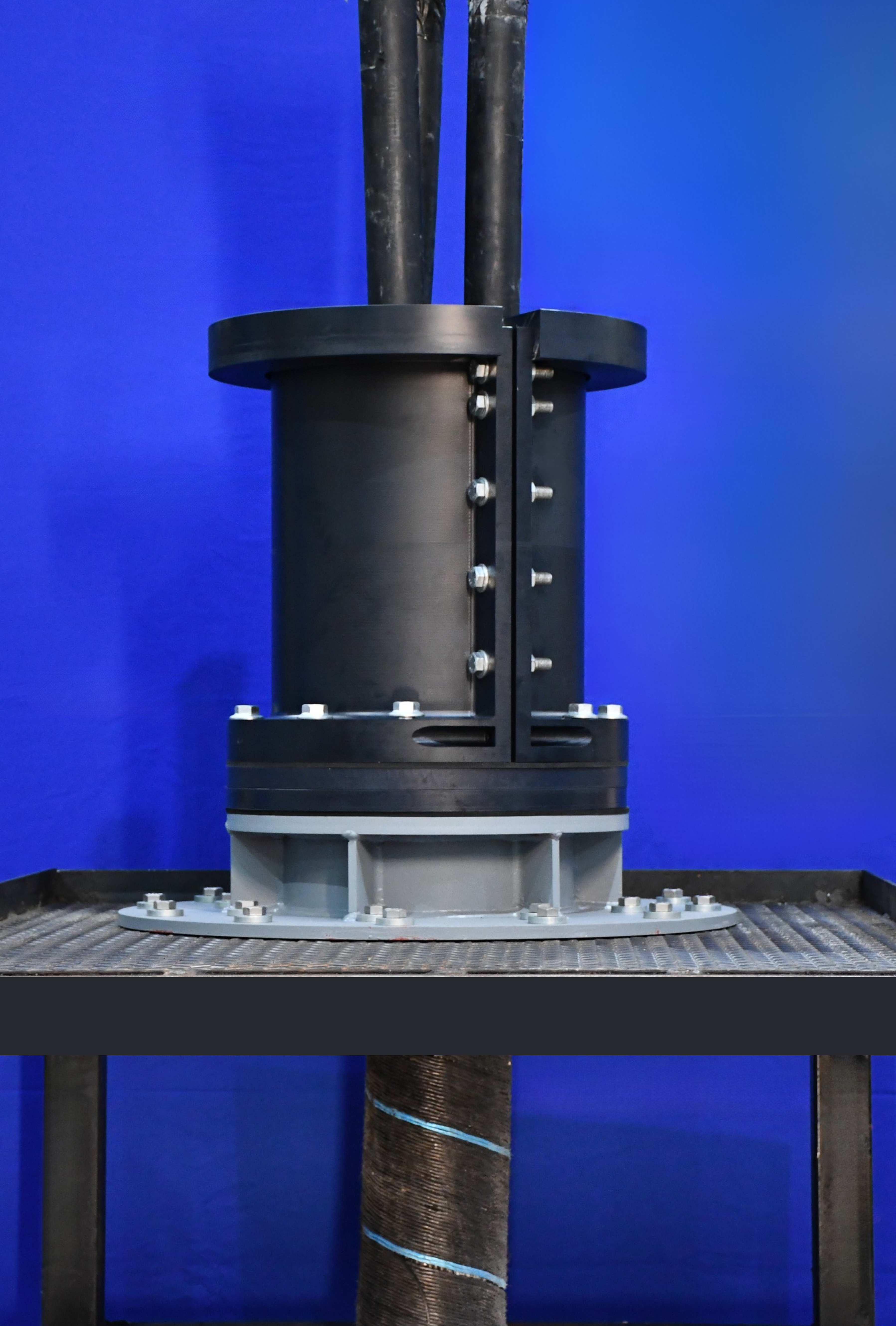 Lightweight, resilient solutions for heavy-duty offshore applications image