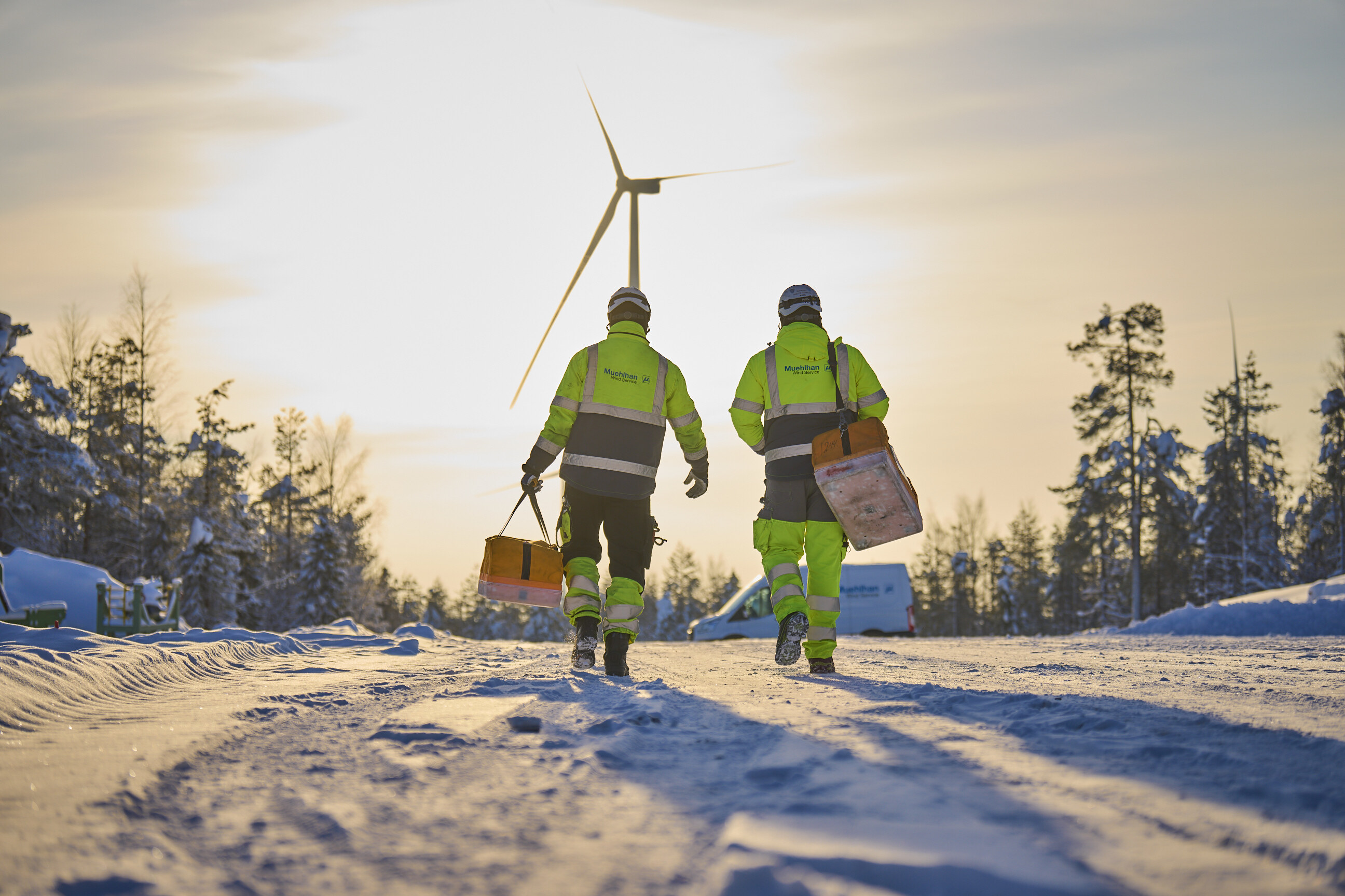 Executing at scale: the power of integrated services in wind energy image