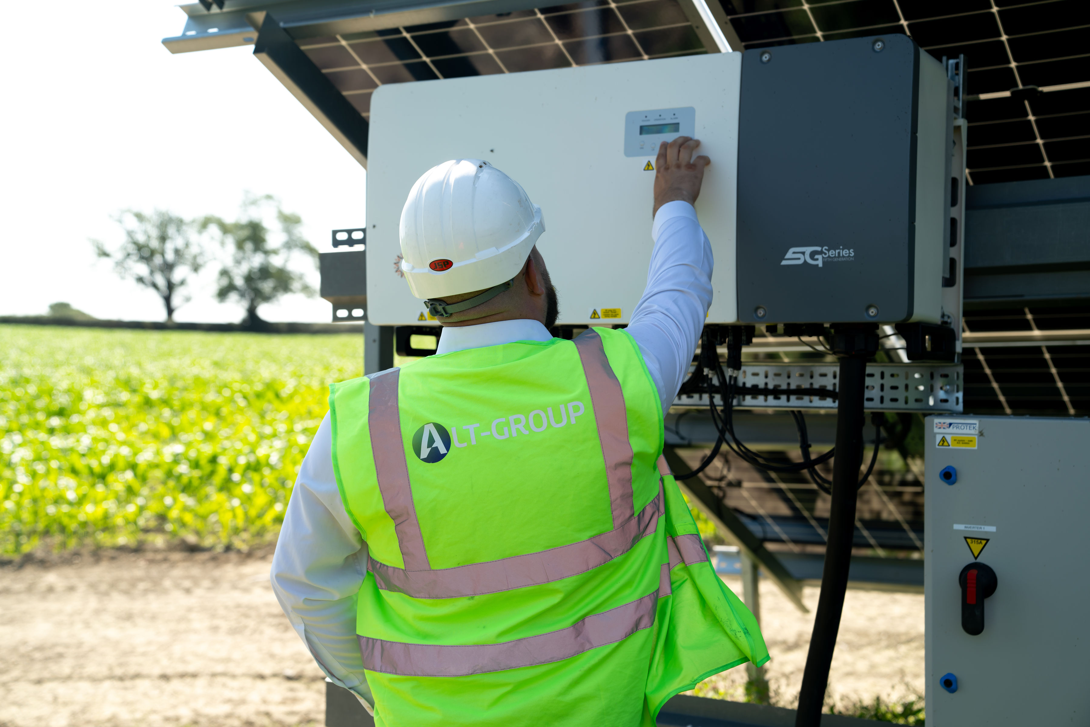 Engineering certainty into a competitive solar market image