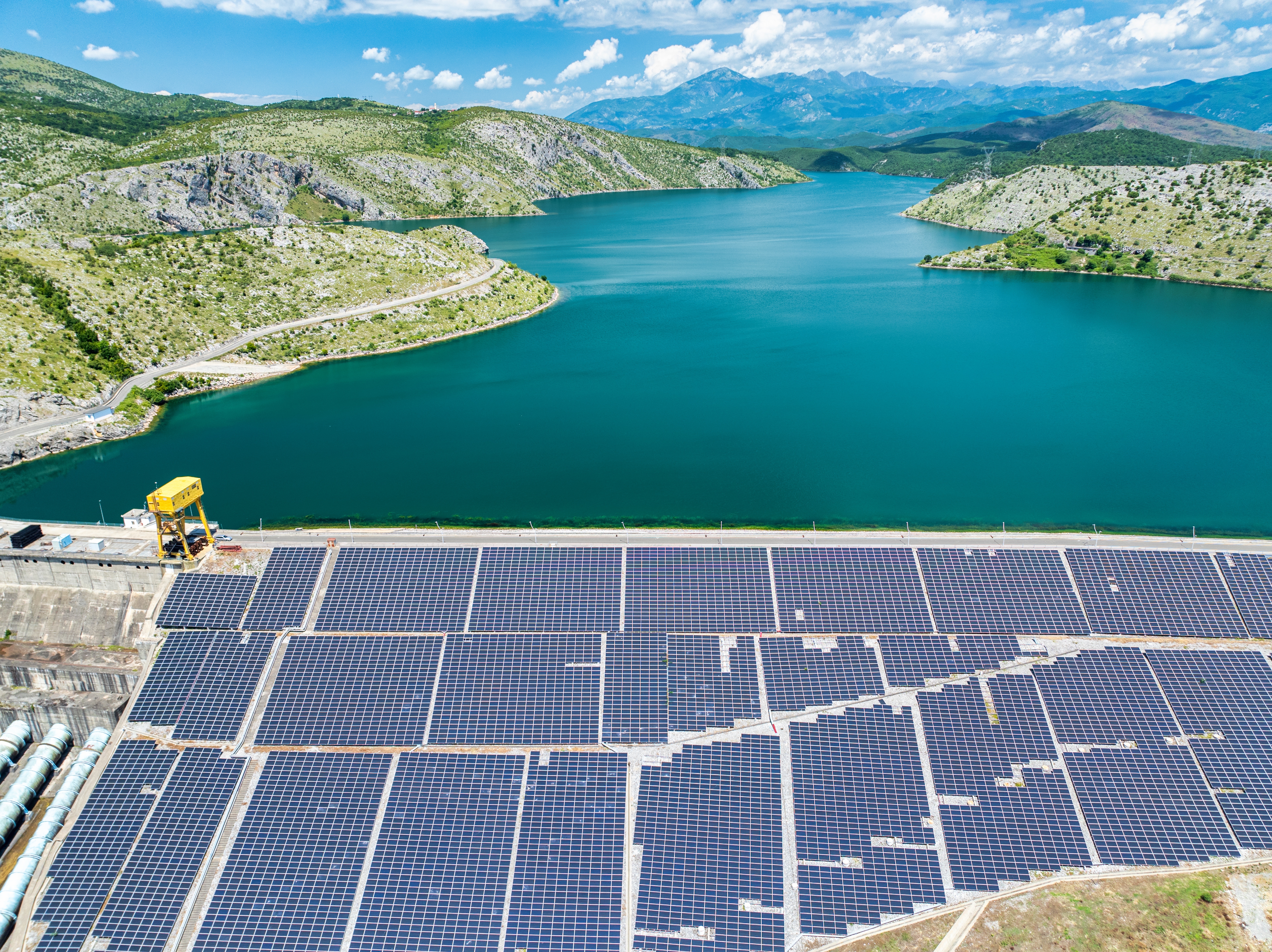 Why connected operations matter for renewable energy performance image