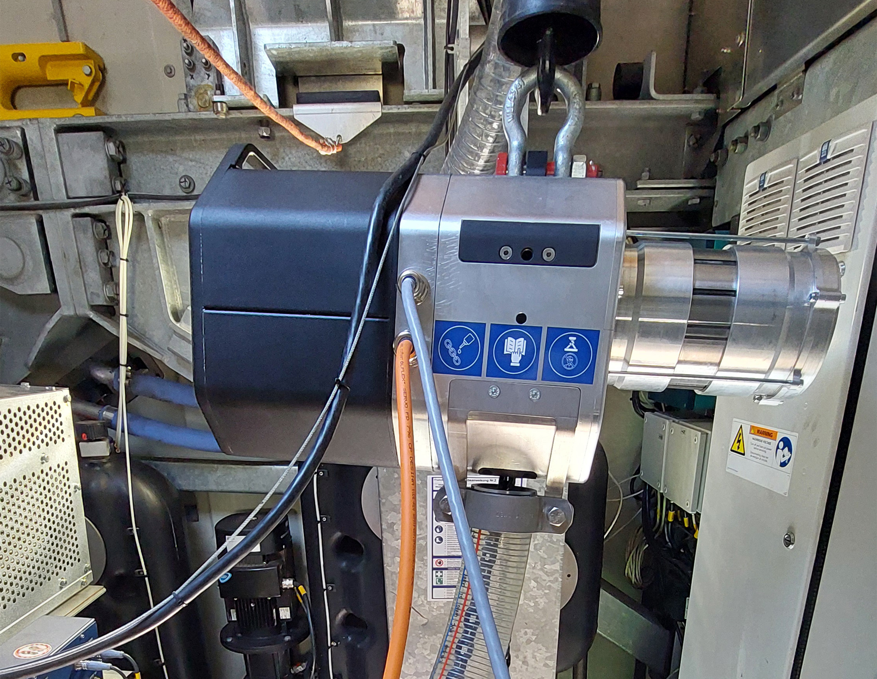 Faster lifting for taller wind turbines image