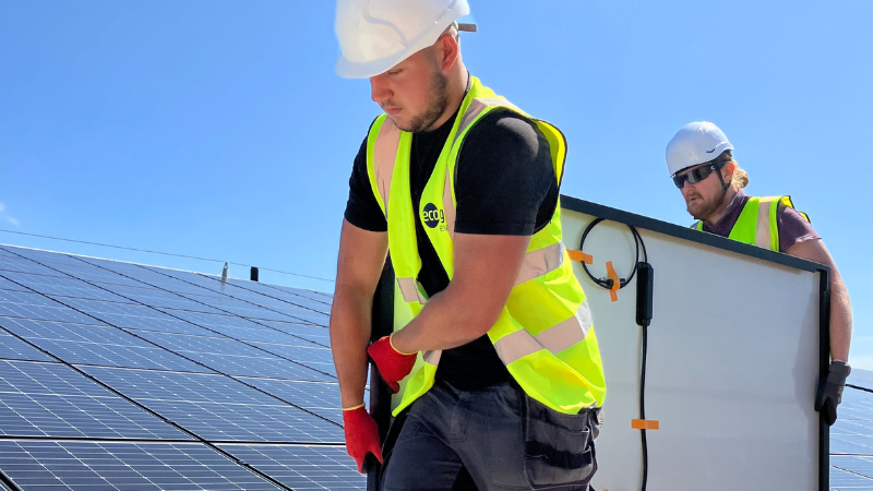 UK investors surge to invest more than £1.3 million in the UK’s first co-operatively owned, recycled solar park built on a former coal mine. image